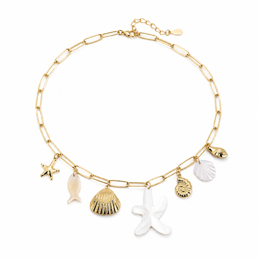 Collier Doré Charms Océan – Coquillage, Étoile de Mer & Perle Nacrée