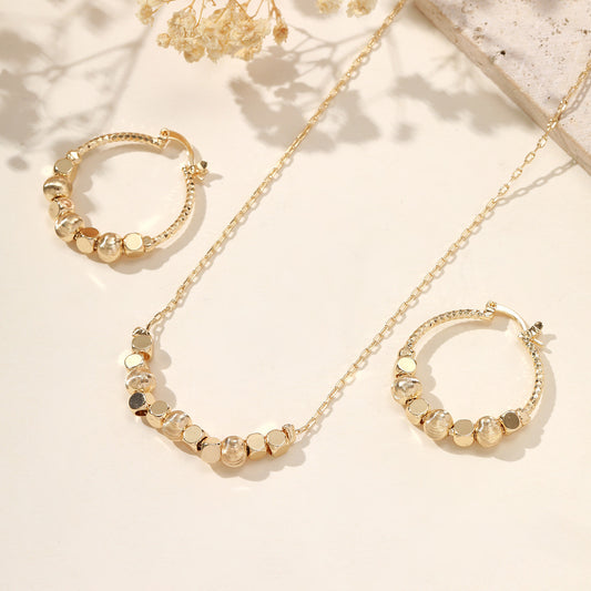 Ensemble collier et boucles d'oreilles rétro à perles carrées
